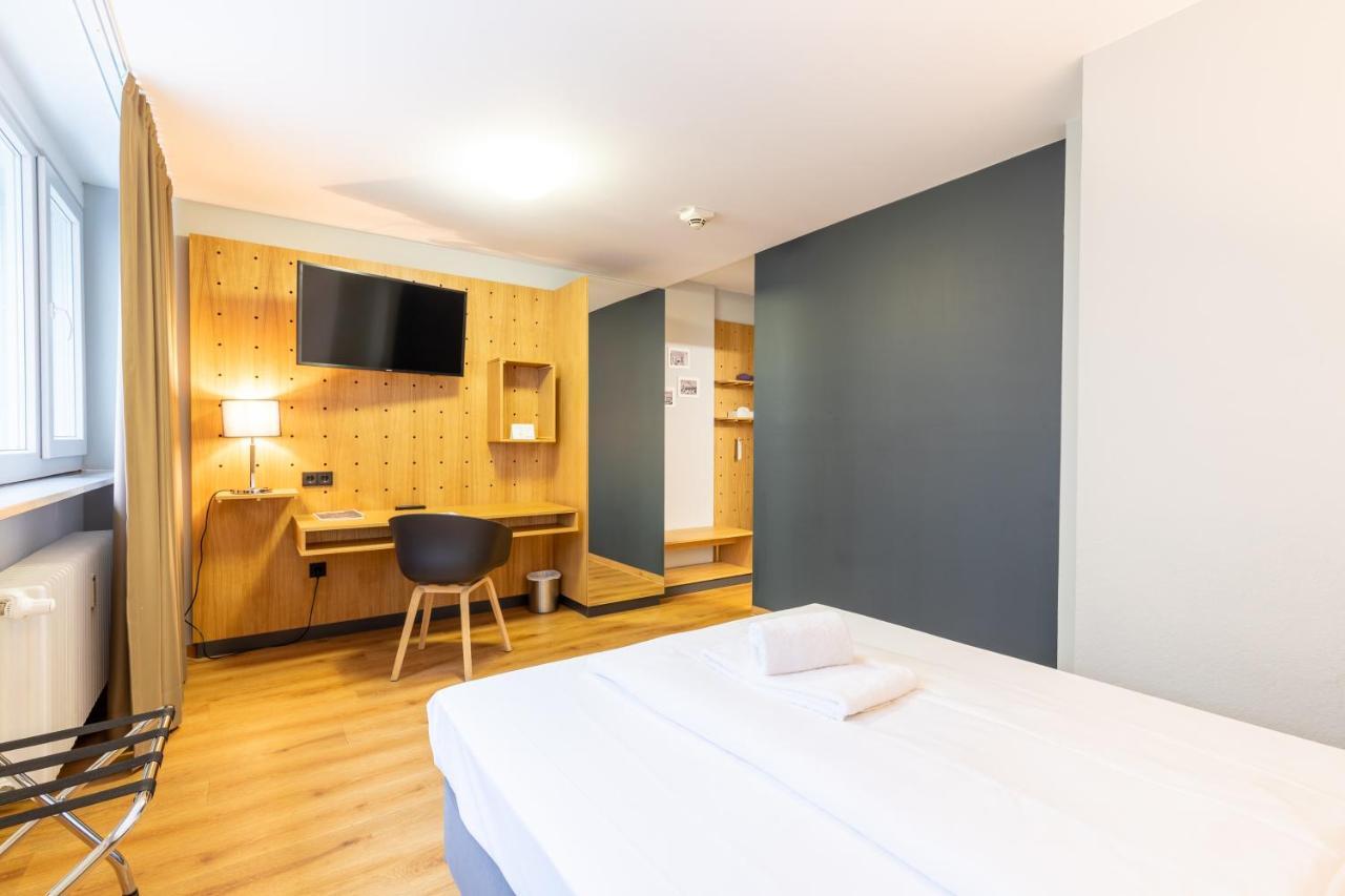 Hotel Mk 2*